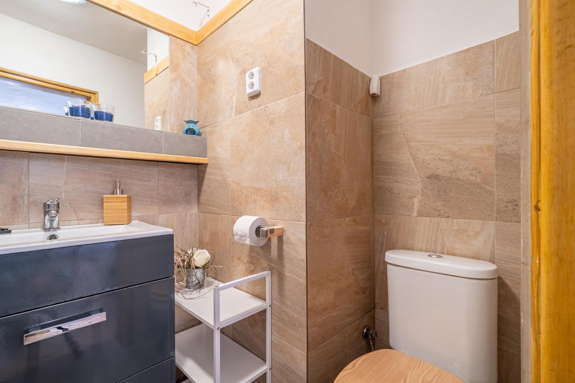 Apartman Karin Rovensko pod Troskami المظهر الخارجي الصورة